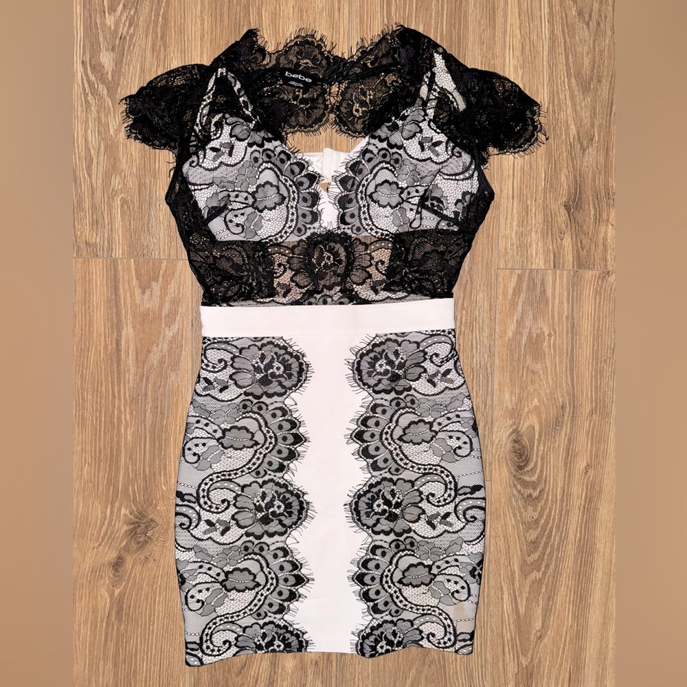 Bebe Lace Bodycon Dress - size 2. Worn once.